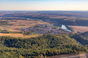 Vue aérienne de Gundelsheim dans le département Bade-Wurtemberg, Allemagne