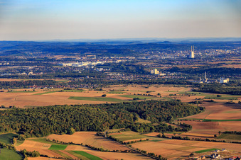 Vue aérienne de Vue de la ville depuis le nord à Neckarsulm dans le département Bade-Wurtemberg, Allemagne