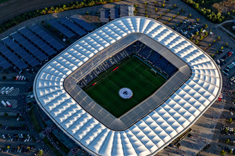 WIRSOL Rhein-Neckar-Arena avant le match amical à guichets fermés Pérou-Allemagne à le quartier Steinsfurt in Sinsheim dans le département Bade-Wurtemberg, Allemagne d'en haut