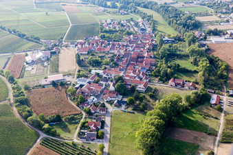 Vue d'oiseau de Quartier Klingen in Heuchelheim-Klingen dans le département Rhénanie-Palatinat, Allemagne