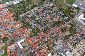 Vue aérienne de Rue Hans-Thoma à Kandel dans le département Rhénanie-Palatinat, Allemagne