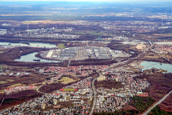 Vue aérienne de Daimler de l'ouest à Wörth am Rhein dans le département Rhénanie-Palatinat, Allemagne