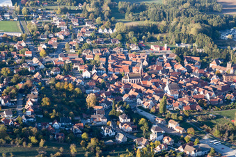 Vue aérienne de Woerth à Wœrth dans le département Bas Rhin, France