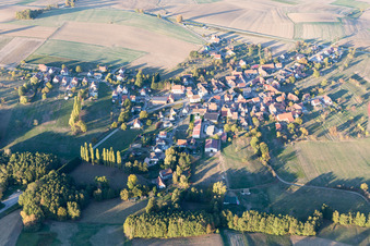 Vue aérienne de Keffenach dans le département Bas Rhin, France