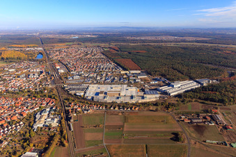 Vue aérienne de SEW-EURODRIVE GmbH & Co. KG à le quartier Graben in Graben-Neudorf dans le département Bade-Wurtemberg, Allemagne