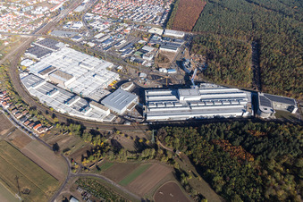 Enregistrement par drone de SEW-EURODRIVE GmbH & Co. KG à le quartier Graben in Graben-Neudorf dans le département Bade-Wurtemberg, Allemagne