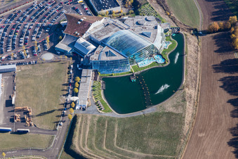 Vue aérienne de Thermes et monde aquatique Sinsheim à Sinsheim dans le département Bade-Wurtemberg, Allemagne