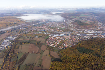 Vue aérienne de Neckarelz à Mosbach dans le département Bade-Wurtemberg, Allemagne