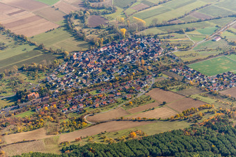 Vue aérienne de Quartier Hochhausen in Tauberbischofsheim dans le département Bade-Wurtemberg, Allemagne