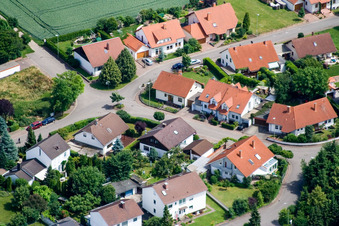 Vue oblique de Dans le Rappengärten à Steinweiler dans le département Rhénanie-Palatinat, Allemagne
