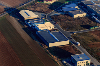 Vue aérienne de Parc industriel W II vu de l'ouest avec Martin Dradrach Verpackungen à Herxheim bei Landau dans le département Rhénanie-Palatinat, Allemagne