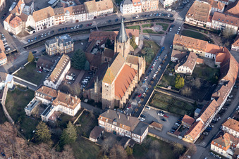 Photographie aérienne de Cathédrale Saint-Pierre-et-Paul à Wissembourg dans le département Bas Rhin, France