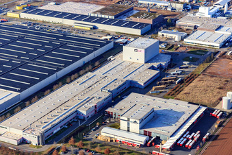 Vue aérienne de Zone industrielle Interpark du sud-ouest avec Tricor Packaging & Logistics AG et Progroup Board GmbH à Offenbach an der Queich dans le département Rhénanie-Palatinat, Allemagne