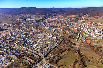 Vue aérienne de Quartier de Branchweiler à Neustadt an der Weinstraße dans le département Rhénanie-Palatinat, Allemagne