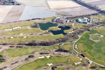 Parcours de golf de Kurpfalz à Limburgerhof dans le département Rhénanie-Palatinat, Allemagne d'en haut