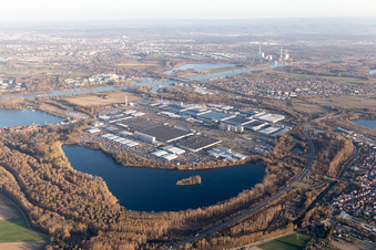 Vue aérienne de Usine de camions Daimler à Wörth am Rhein dans le département Rhénanie-Palatinat, Allemagne