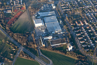 Vue aérienne de L'Oréal à le quartier Nordweststadt in Karlsruhe dans le département Bade-Wurtemberg, Allemagne
