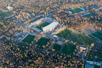 Photographie aérienne de Wildparkstadion, chantier de construction à le quartier Innenstadt-Ost in Karlsruhe dans le département Bade-Wurtemberg, Allemagne