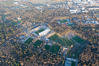 Wildparkstadion, chantier de construction à le quartier Innenstadt-Ost in Karlsruhe dans le département Bade-Wurtemberg, Allemagne d'en haut