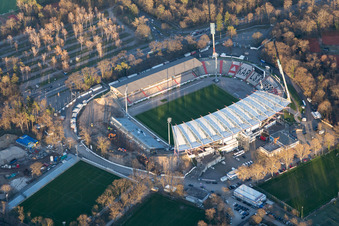 Wildparkstadion, chantier de construction à le quartier Innenstadt-Ost in Karlsruhe dans le département Bade-Wurtemberg, Allemagne hors des airs