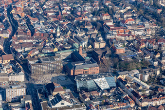 Vue aérienne de Bibliothèque - Bibliothèque universitaire de Fribourg à le quartier Altstadt-Ring in Freiburg im Breisgau dans le département Bade-Wurtemberg, Allemagne
