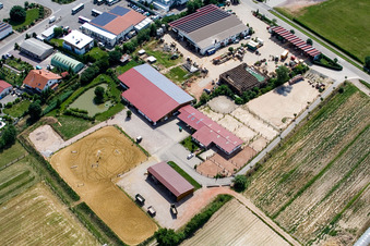 Vue oblique de Zone industrielle Am Kleinwald, Drei Eichen Hof à Herxheim bei Landau dans le département Rhénanie-Palatinat, Allemagne