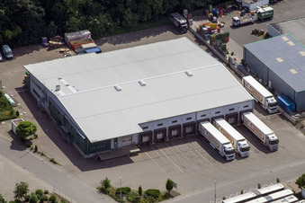 Vue oblique de Zone industrielle Am Gäswald Spedition Iberia à Herxheim bei Landau dans le département Rhénanie-Palatinat, Allemagne