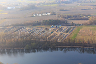 Vue aérienne de Renaturation de l'ancien parc de réservoirs à Jockgrim dans le département Rhénanie-Palatinat, Allemagne