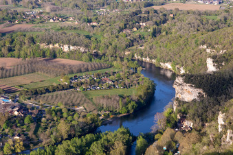 Vue oblique de Camping Soleil-Plage en Dordogne à Vitrac dans le département Dordogne, France