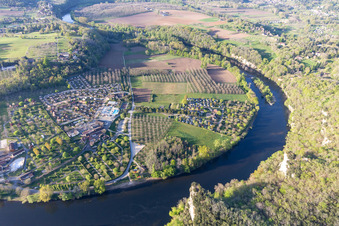 Camping Soleil-Plage en Dordogne à Vitrac dans le département Dordogne, France depuis l'avion
