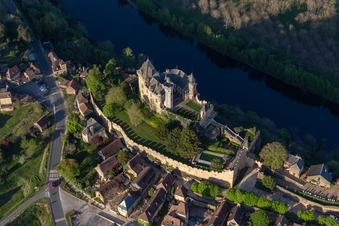 Image drone de Montfort à Vitrac dans le département Dordogne, France