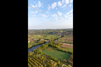 Vézac dans le département Dordogne, France vue d'en haut