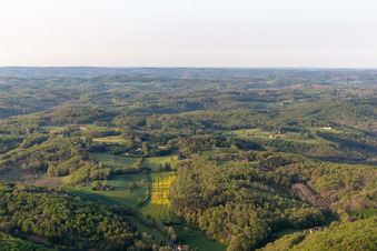Vue aérienne de Castelnaud-la-Chapelle dans le département Dordogne, France