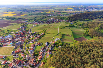 Vue aérienne de Kirchbergstraße à le quartier Gleiszellen in Gleiszellen-Gleishorbach dans le département Rhénanie-Palatinat, Allemagne