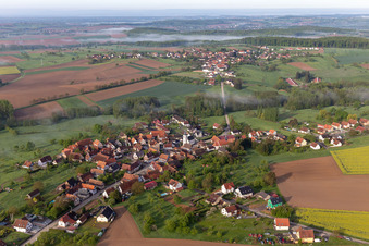 Vue oblique de Keffenach dans le département Bas Rhin, France