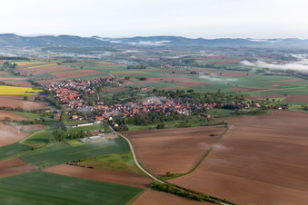 Enregistrement par drone de Hunspach dans le département Bas Rhin, France