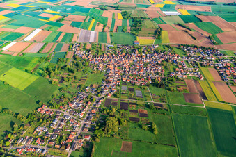 Vue aérienne de Du sud à Kapsweyer dans le département Rhénanie-Palatinat, Allemagne