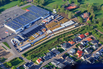 Vue aérienne de Südpfalz-Center avec Modepark RÖTHER à Rohrbach dans le département Rhénanie-Palatinat, Allemagne