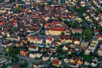 Vue aérienne de Château Bad Bergzabern à Bad Bergzabern dans le département Rhénanie-Palatinat, Allemagne