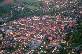 Vue oblique de Wissembourg dans le département Bas Rhin, France