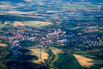 Vue aérienne de Du nord à Engen dans le département Bade-Wurtemberg, Allemagne
