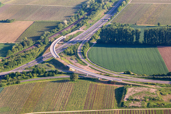 Vue aérienne de Construction du pont de sortie Landau Nord de l'A65 à le quartier Dammheim in Landau in der Pfalz dans le département Rhénanie-Palatinat, Allemagne