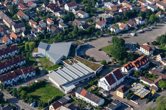 Vue aérienne de Espace événementiel et de concerts de musique du Palatinum Event Center à Mutterstadt dans le département Rhénanie-Palatinat, Allemagne