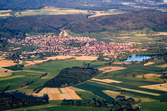 Vue aérienne de Du nord-ouest à Steißlingen dans le département Bade-Wurtemberg, Allemagne