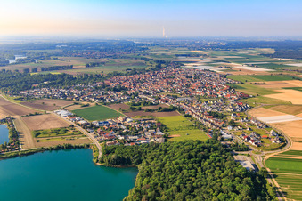 Vue aérienne de Du nord à Waldsee dans le département Rhénanie-Palatinat, Allemagne