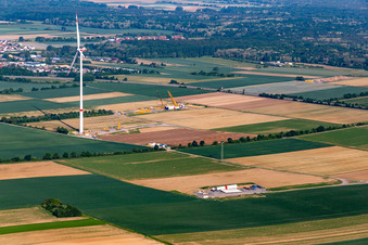 Vue aérienne de Chantier de construction WKA à Schwegenheim dans le département Rhénanie-Palatinat, Allemagne