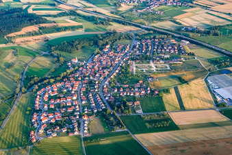 Vue aérienne de Du nord à le quartier Beuren an der Aach in Singen dans le département Bade-Wurtemberg, Allemagne