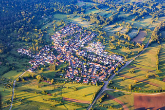 Vue aérienne de Du nord à le quartier Oberweier in Ettlingen dans le département Bade-Wurtemberg, Allemagne