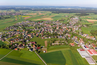 Vue aérienne de Quartier Winzeln in Fluorn-Winzeln dans le département Bade-Wurtemberg, Allemagne