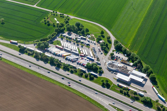 Vue aérienne de Aire de service A81 Neckarburg Ouest à Dietingen dans le département Bade-Wurtemberg, Allemagne
